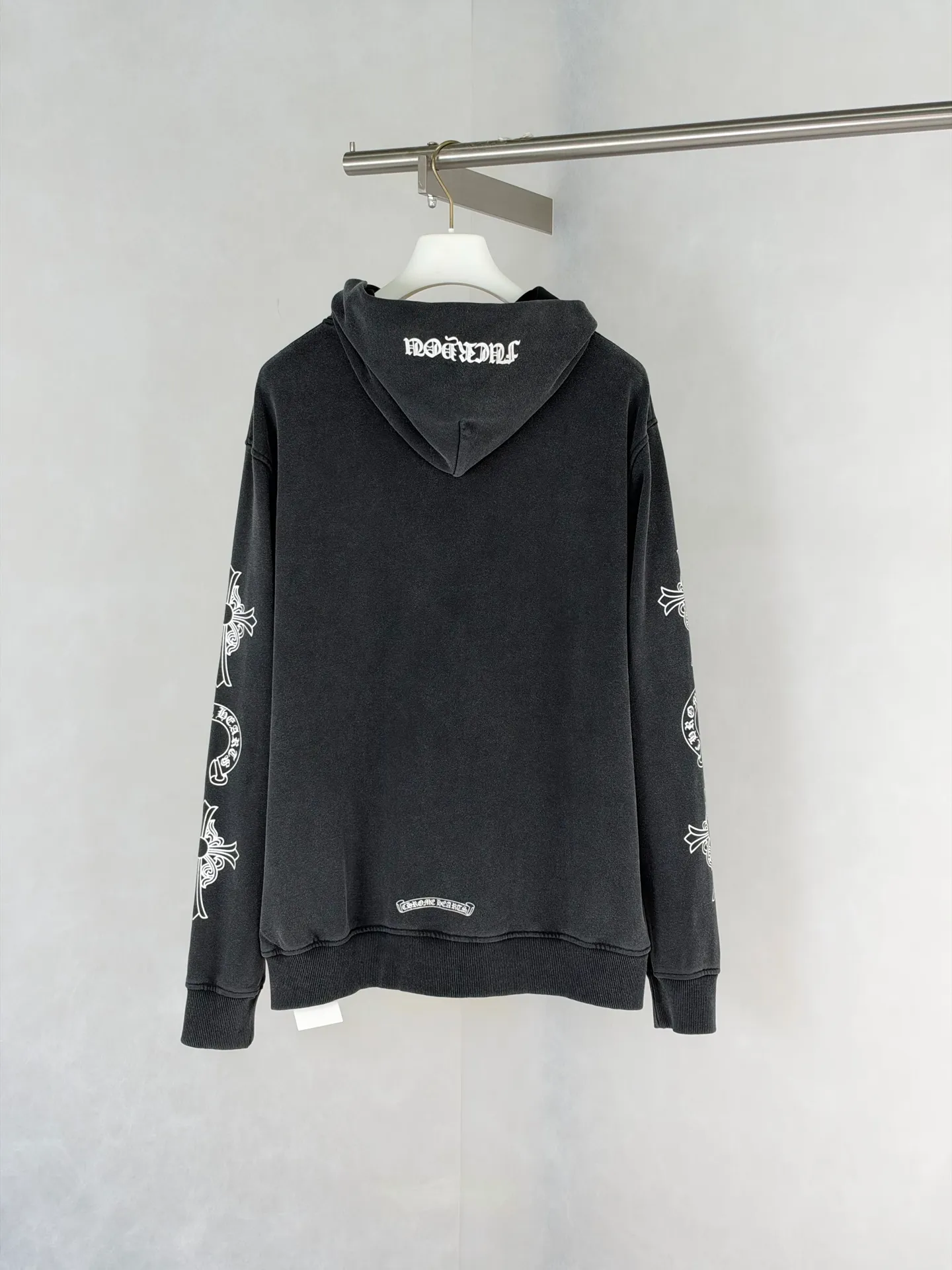 Chrome Herat Ch ， ， Retro ， ， White ， ， 、 、 ， ， ， ， 。 Size：S/M/L